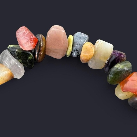 Mixed Crystal Bead Bracelet - Picture 2 of 3